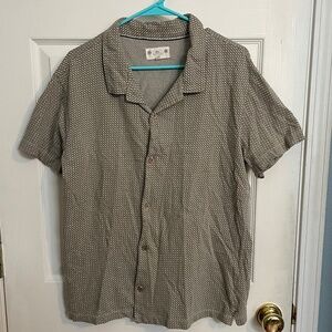 Tan patterned short sleeve camp-collar